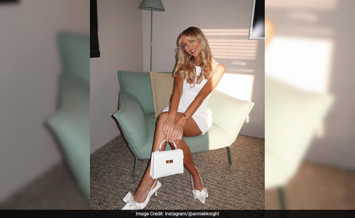 Thumbnail for Annie Knight Breaks Record, Hospitalized After Sleeping With 583 Men in 6 Hours