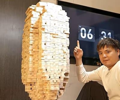 Thumbnail for Tian Rui's 3,149-Block Jenga Tower Defies Gravity in China